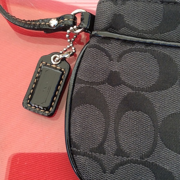 Coach black wristlet - Picture 5 of 7