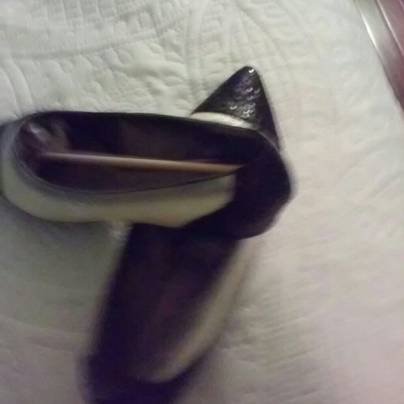 Meet your Posher, Lisa - Picture 2 of 4