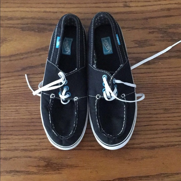 Vans - Picture 2 of 4