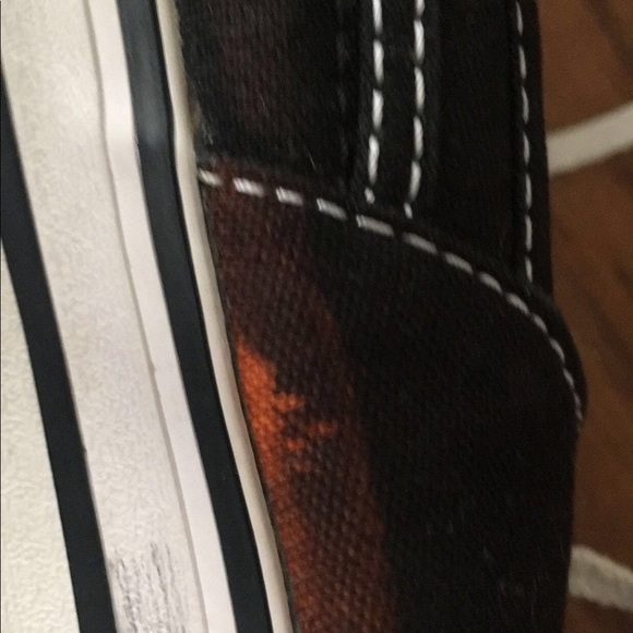 Vans - Picture 3 of 4