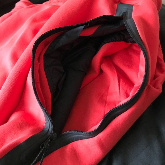 Nike joggers - Picture 2 of 3