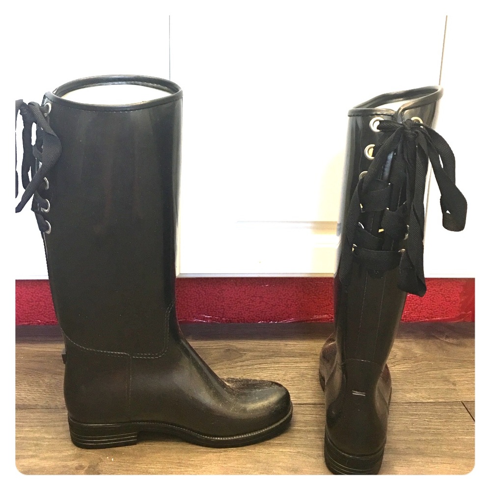 Rain boots