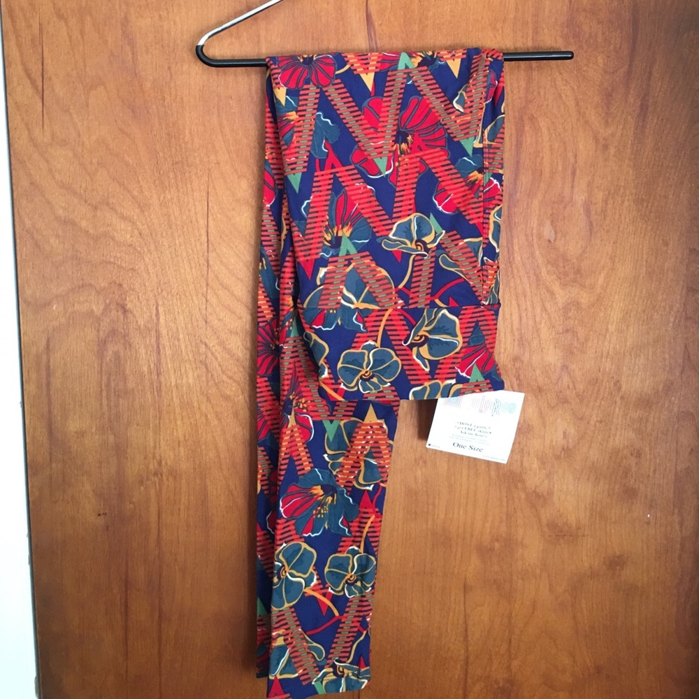 Lularoe OS hibiscus leggings NWT