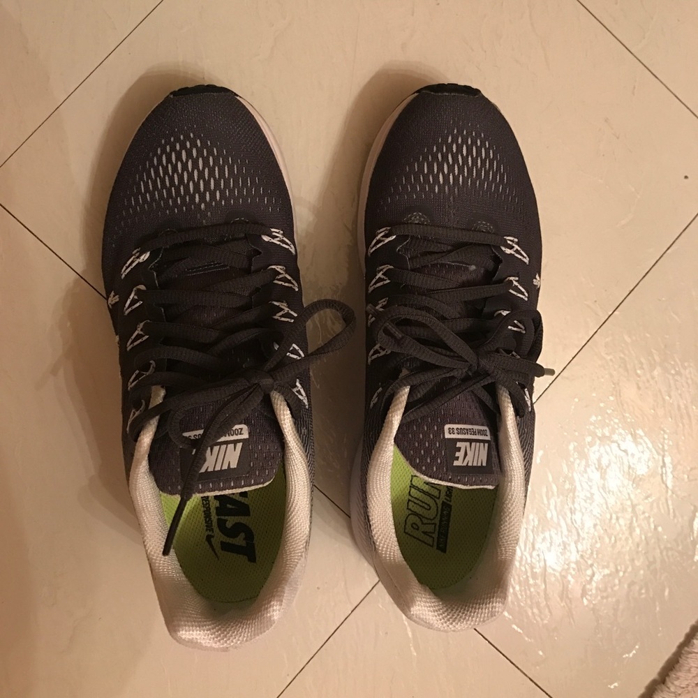 Nike Air Zoom Pegasus 33 Shoes