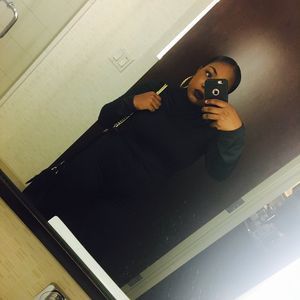 Meet your Posher, Monasia