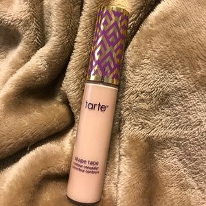 Tarte shape tape contour concealer