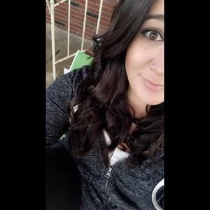 Meet your Posher, Amira