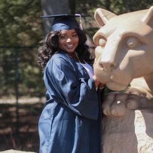 Meet your Posher, Elizabeth