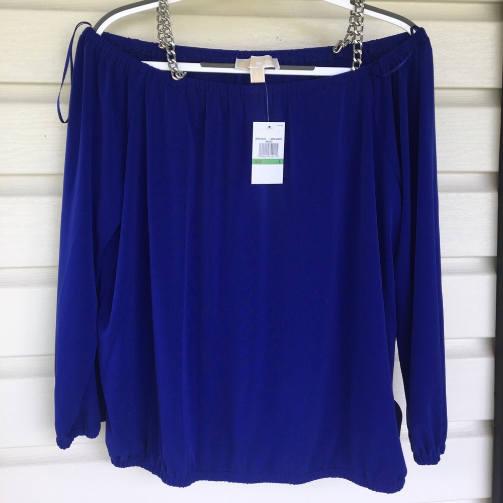 Off the shoulder long sleeve shirt