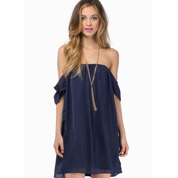 Tobi Dresses & Skirts - Tobi Off Shoulder Navy Dress