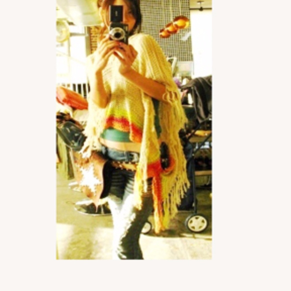 Meet your Posher, Mika