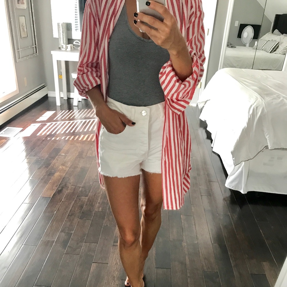 Warp + Weft x Nordstrom high waist white shorts - Picture 2 of 7