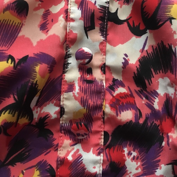 Charlotte Russe Floral Crop Top - Picture 3 of 3