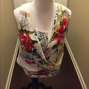 White House black market tank!