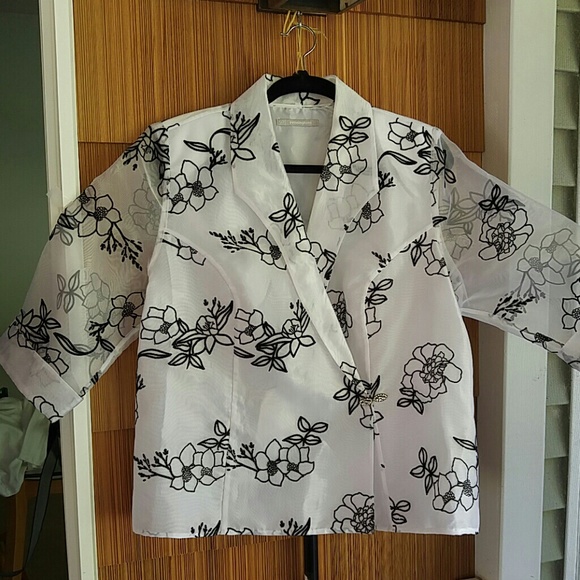 Penningtons Tops - 🌺Penningtons  Blouse🌺