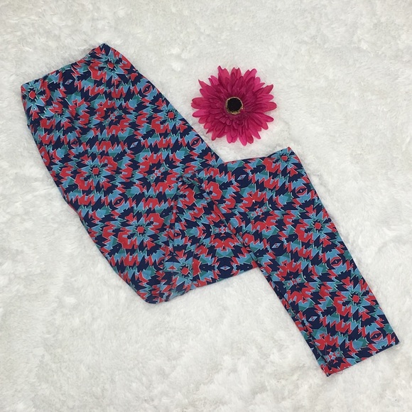 LuLaRoe Pants - LuLaRoe Geo Print Leggings