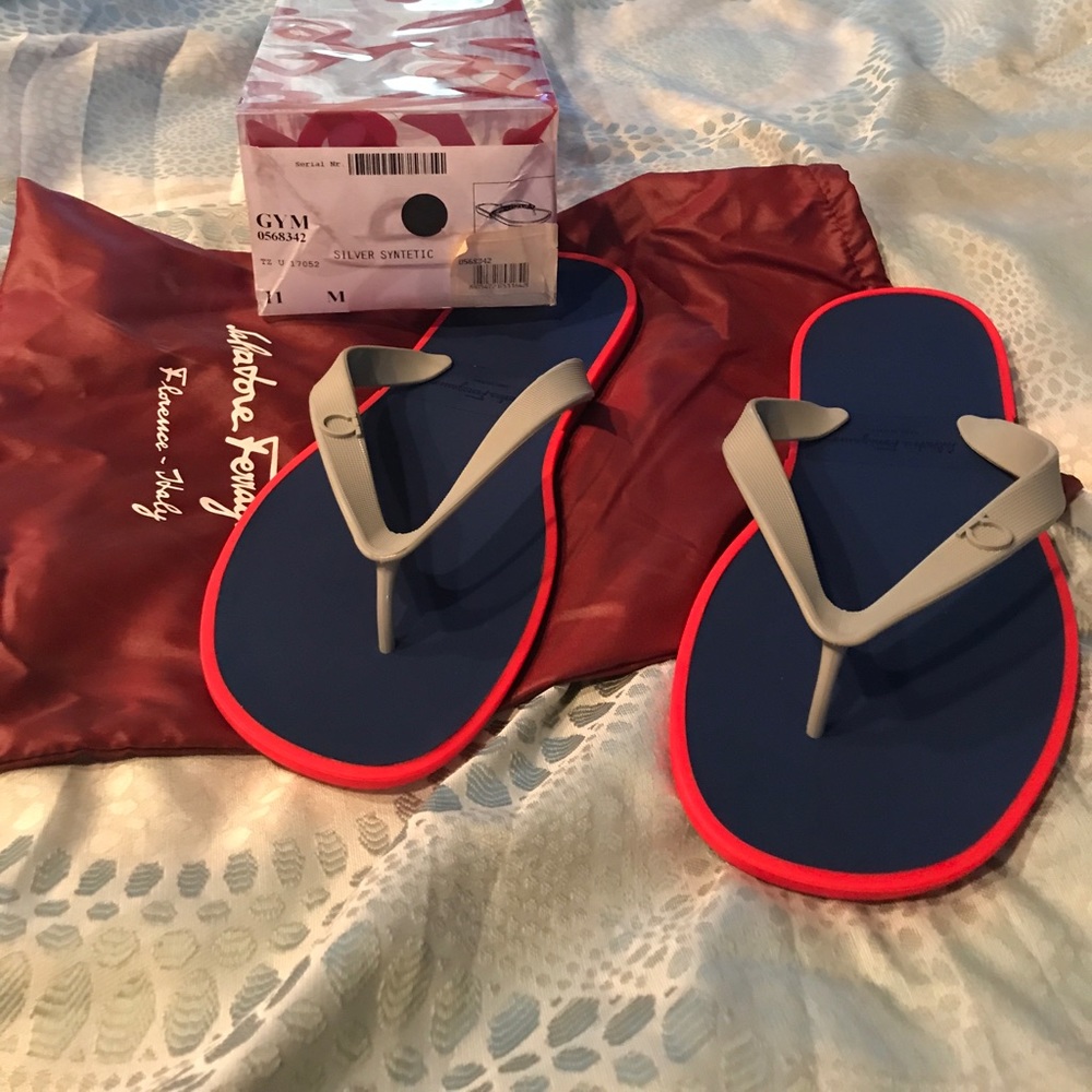 Men's Ferragamo shower shoes