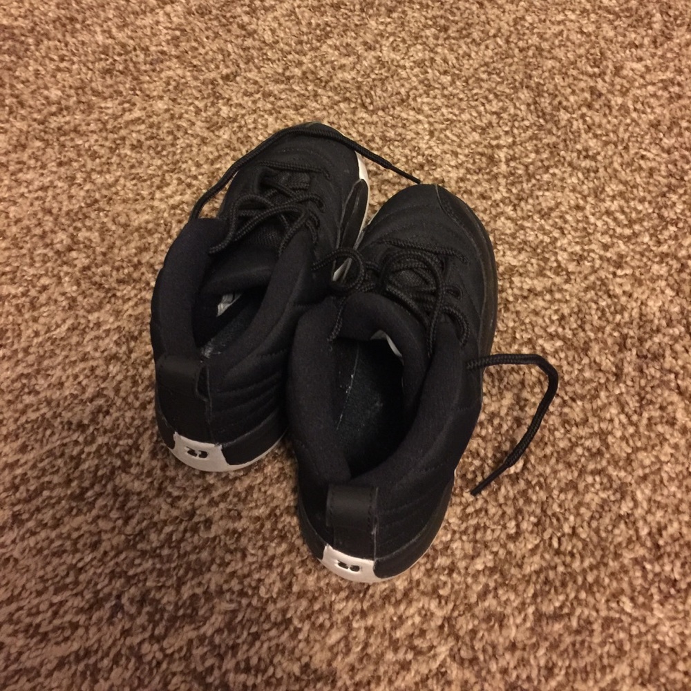 Toddlers kids shoes (boys)