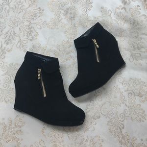 Top Moda Black Booties