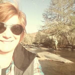 Meet your Posher, Laurie