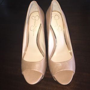 Jessica Simpson nude wedges