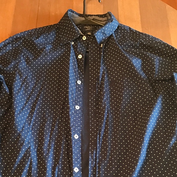 American Eagle 🦅 Long Sleeve Button-Up - Picture 2 of 4