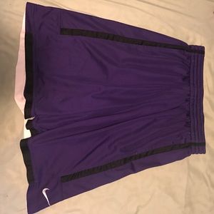 Nike drifit basketball shorts