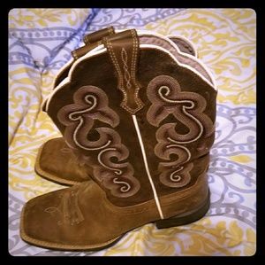 Women's Ariat boots