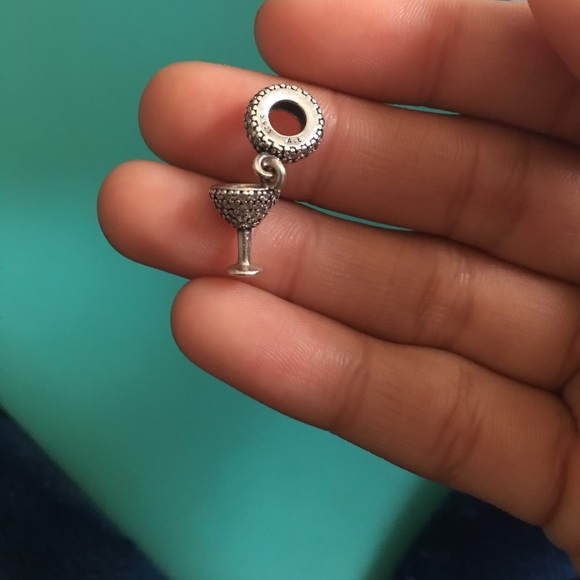 Pandora night out charm - Picture 2 of 2