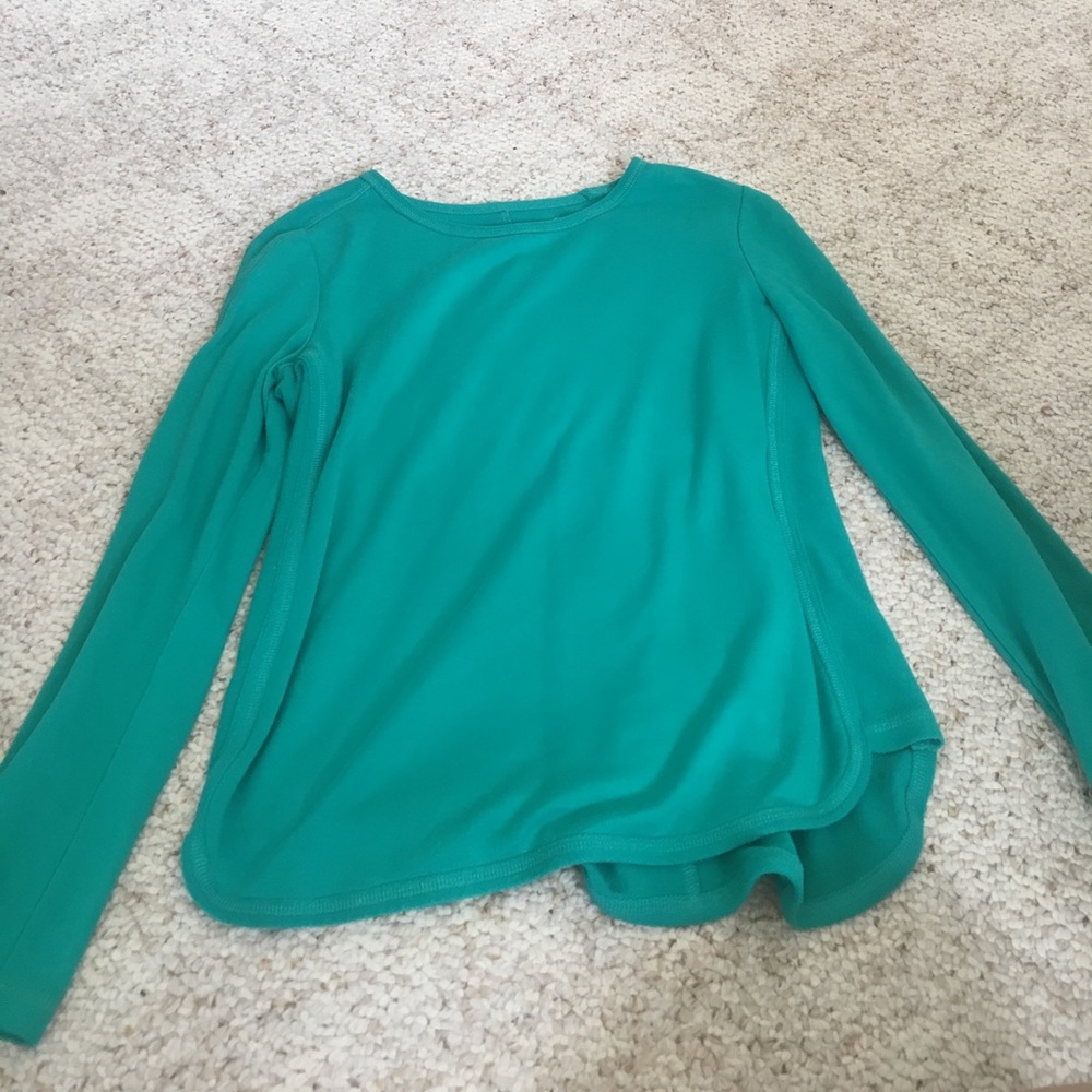 Long sleeved green tee