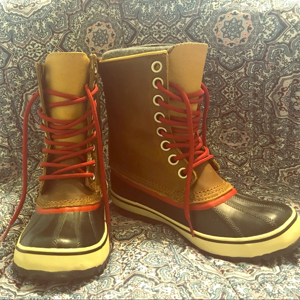 Sorel rubber boots