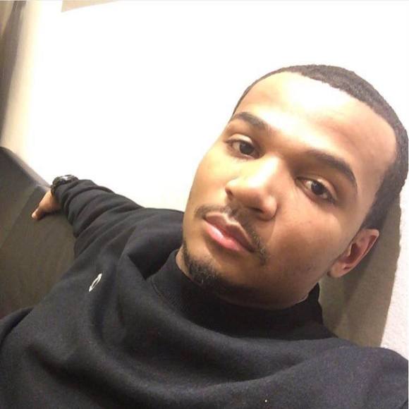 Meet your Posher, Chris - Picture 1 of 1