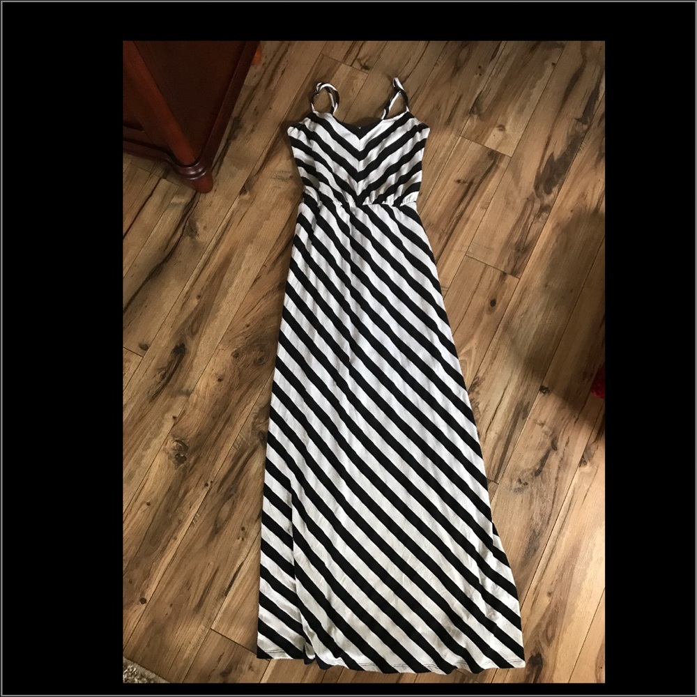 Dress adjustable straps