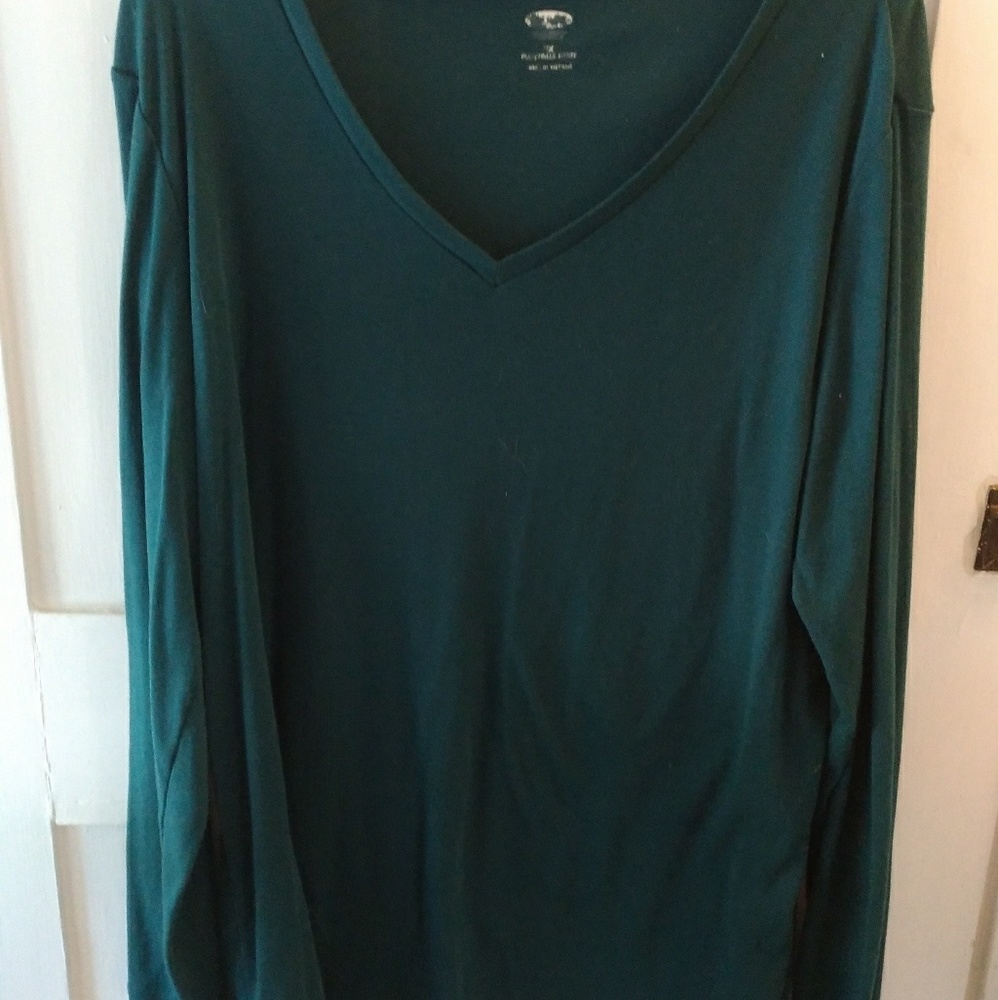 Green old navy long sleeve top