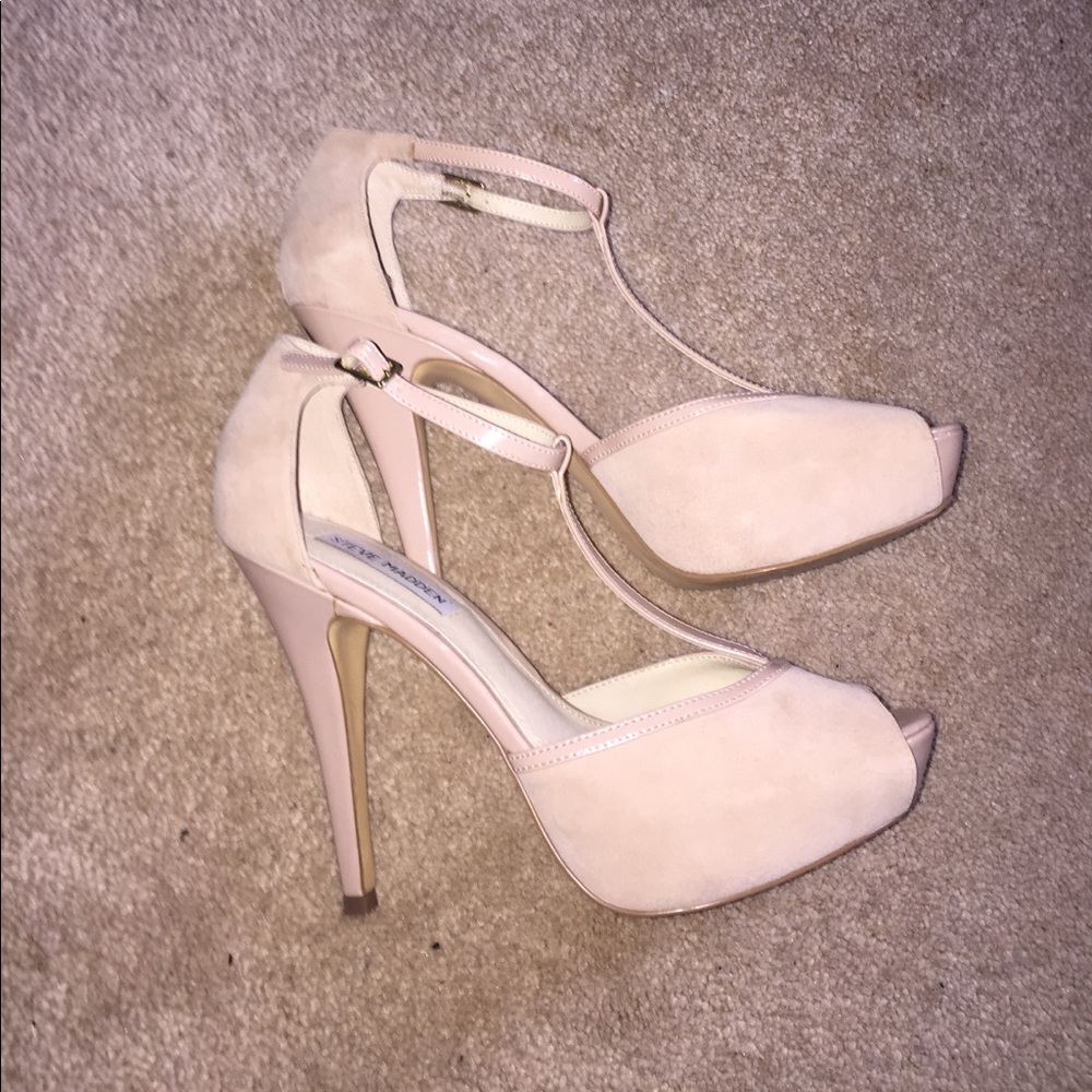 Beautiful Blush Steve Madden T-Strap Heels