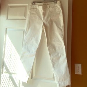 White Old Navy pixie pants
