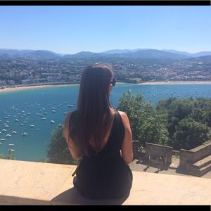 Meet your Posher, Ines