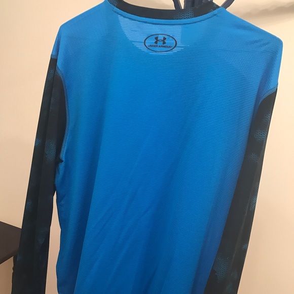 Under Armour 💪 Long Sleeve Fitted Shirt - Picture 4 of 4