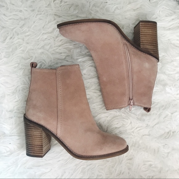 Seychelles Shoes - Seychelles Nominated Pink Leather Suede Bootie NIB