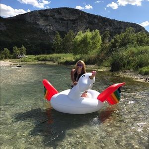 Meet your Posher, Brittani