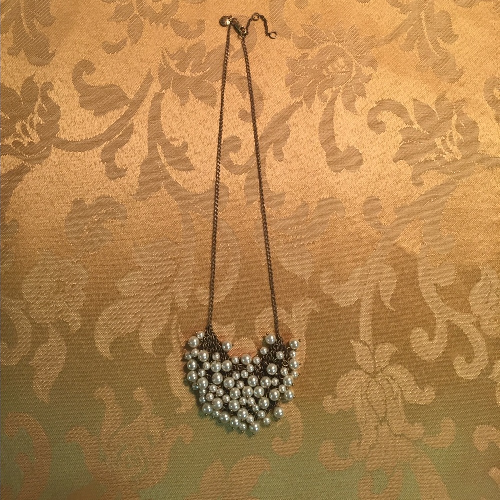 J Crew Vintage Pearl Cluster Necklace