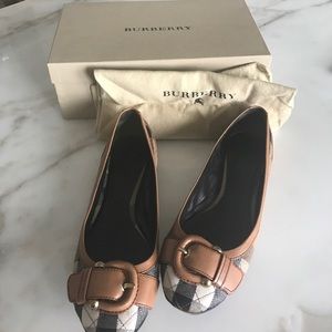 Burberry Flats