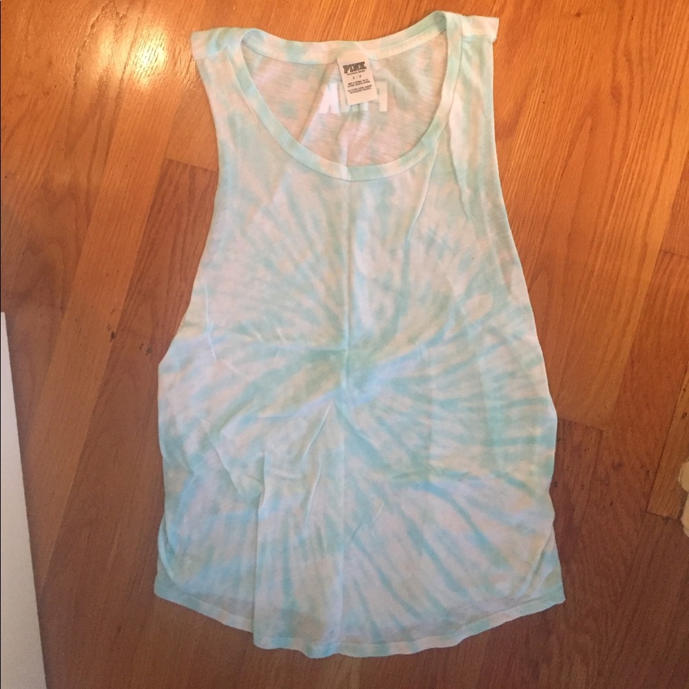 VS Pink Tank