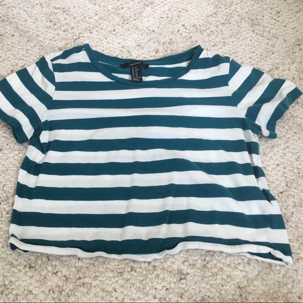 Blue and white stripped short sleeve crop top