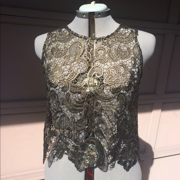 SOLD Sans Souci Gold Lace Top - Picture 2 of 6