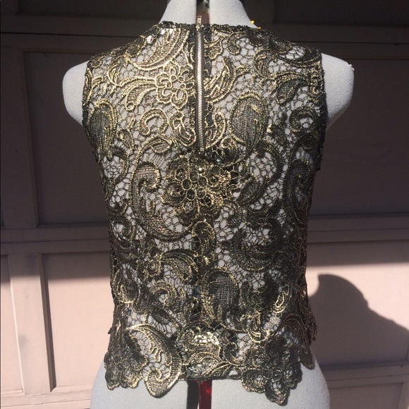 SOLD Sans Souci Gold Lace Top - Picture 3 of 6