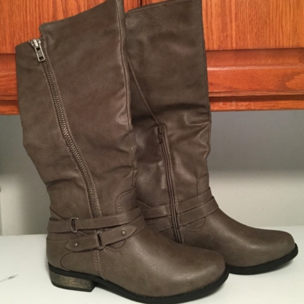 Rampage boots