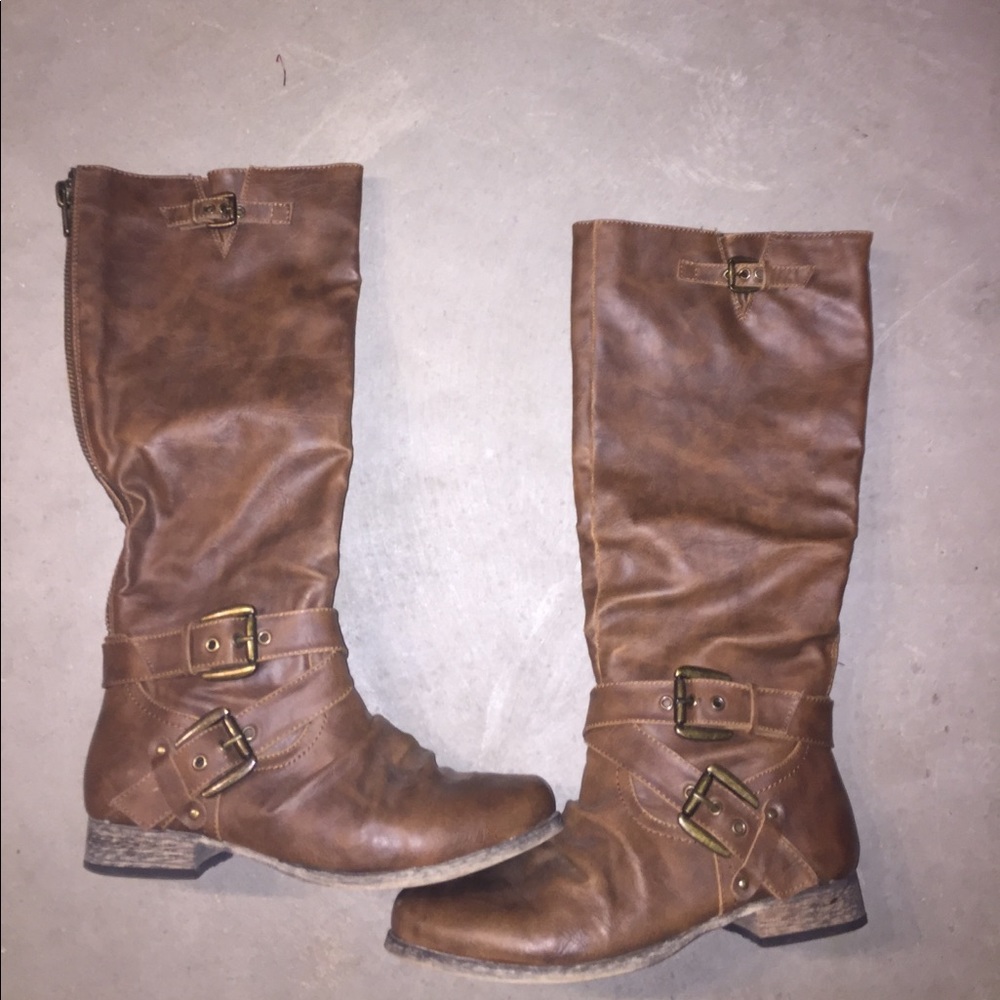 Leather boots