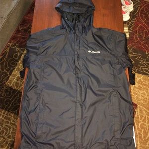Large Columbia Rain Coat