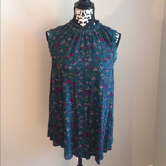 Eyeshadow Tops - High Neck Floral Tank
